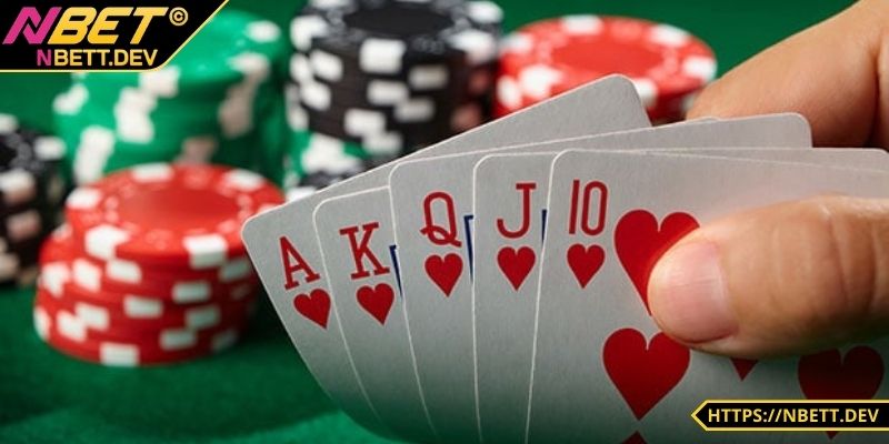 Cấu tạo của sảnh thùng trong poker